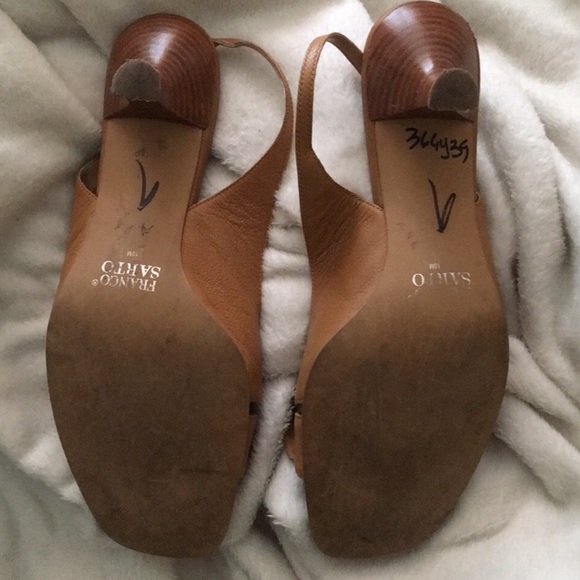 SOLD ❌ Franco Sarto | Bow Tan Slingback Kitten - Picture 3 of 5